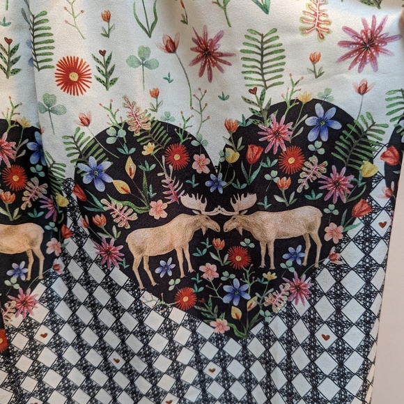 Brazilian Brand Amo Antix Kissing Moose Dress - Picture 5 of 7